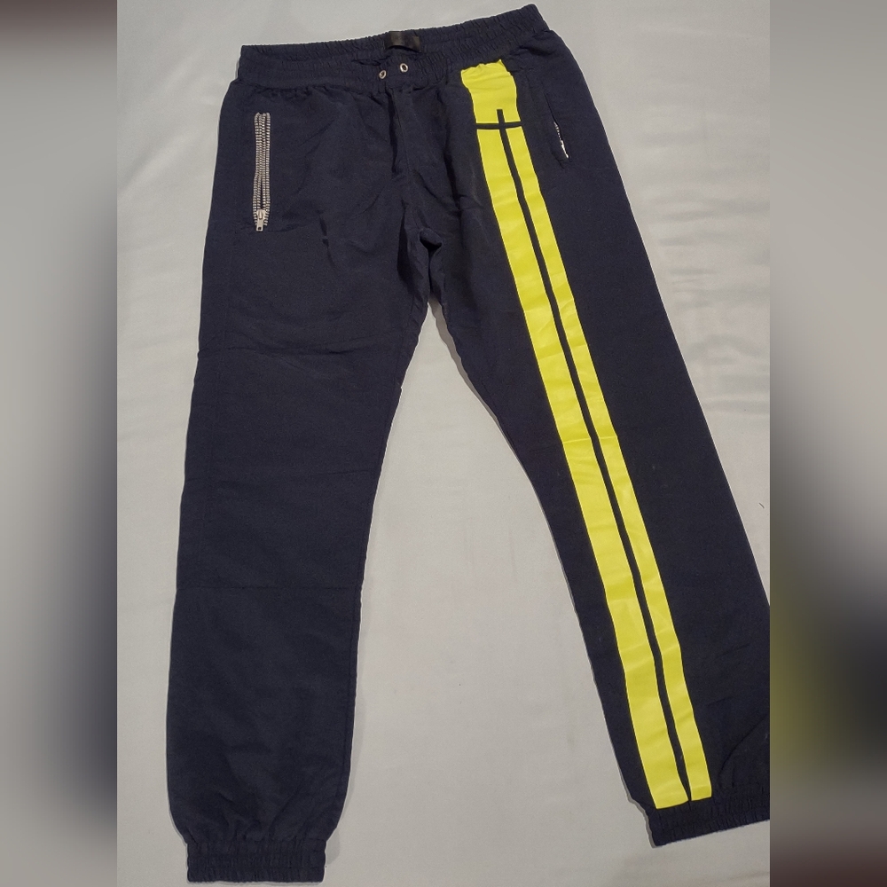 RtA windbreaker Joggers